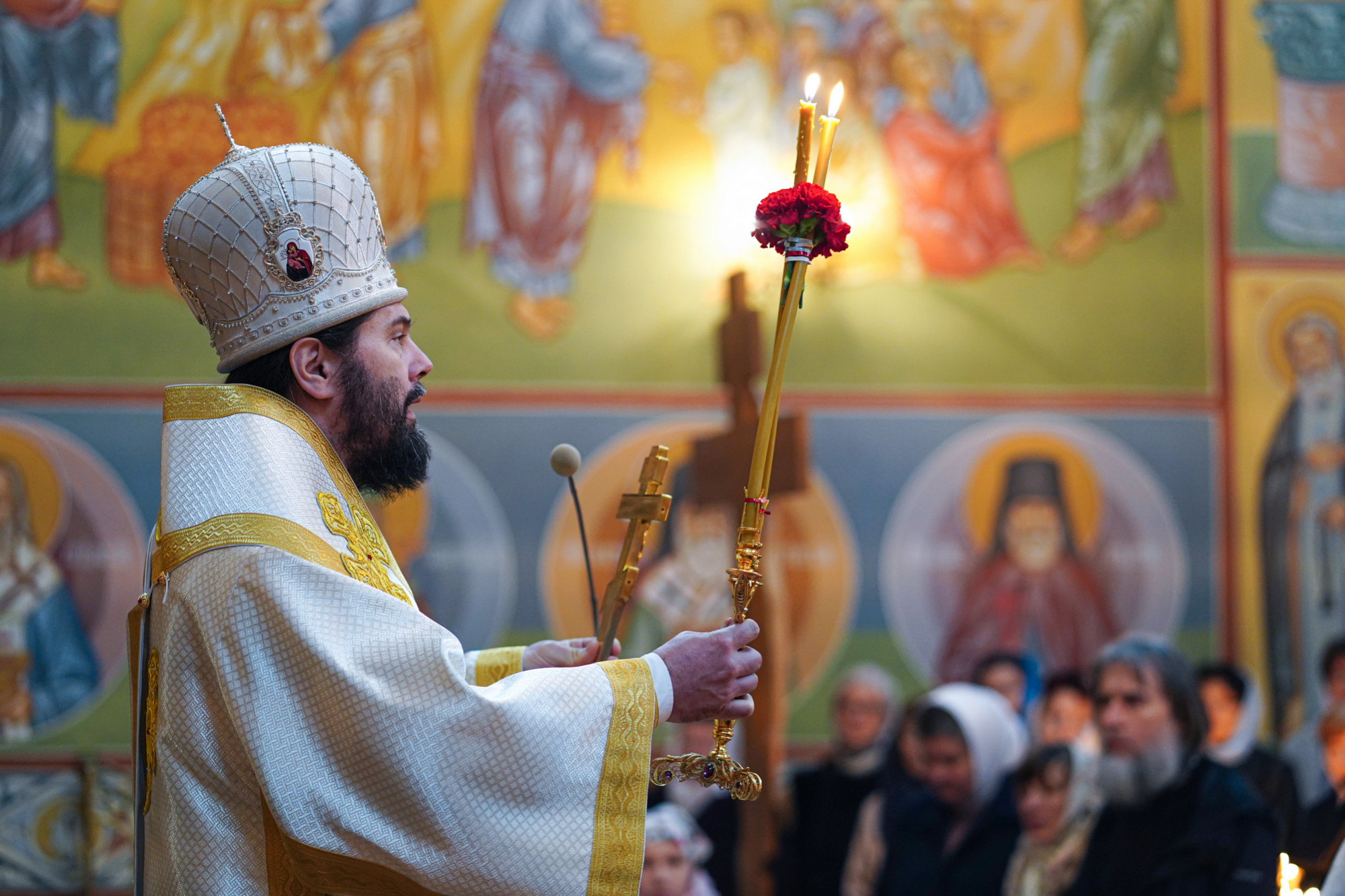 Bishop Andrzej celebrating Divine Liturgy in Zwierki Convent
