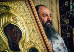 aleqsandre 
დღესასწაული ივერიის ღმრთისმშობლის ხატისა 
2021-05-04 19:51:57