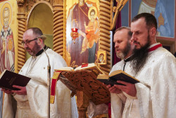 jarek 
Paschal Matins in Zwierki Convent 
2021-05-07 20:04:33