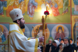 jarek11 
Bishop Andrzej celebrating Divine Liturgy in Zwierki Convent 
2021-05-21 19:29:08