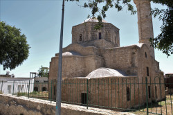 charal.c 
Church of Ayia Sofia at Moutallos Paphos 
2021-05-30 12:17:53
