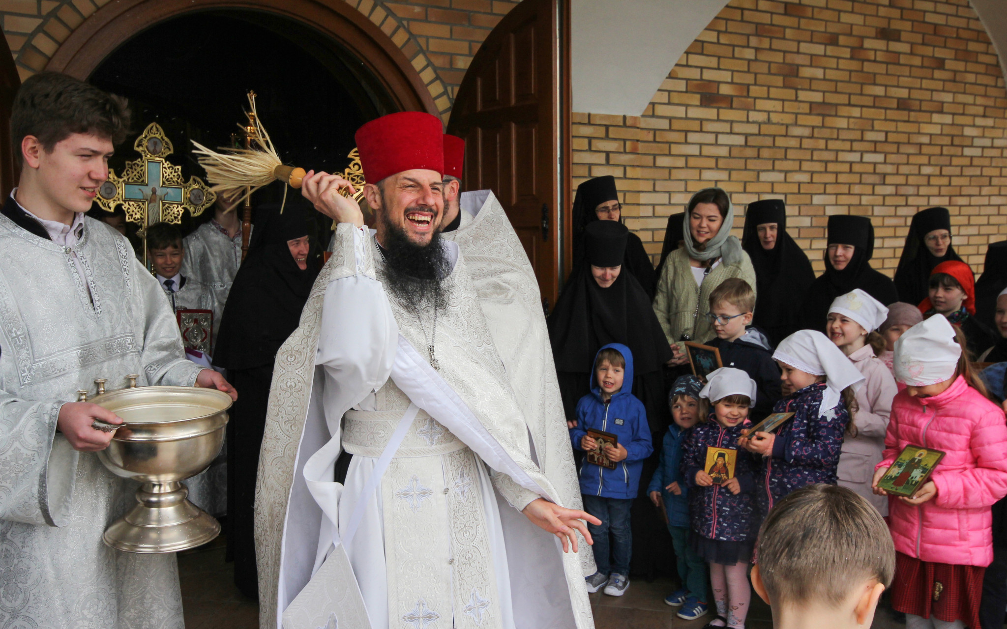 Paschal period processions in Zwierki Convent