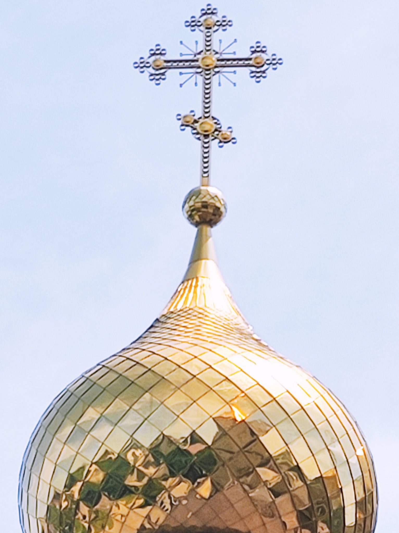 Крест над городом