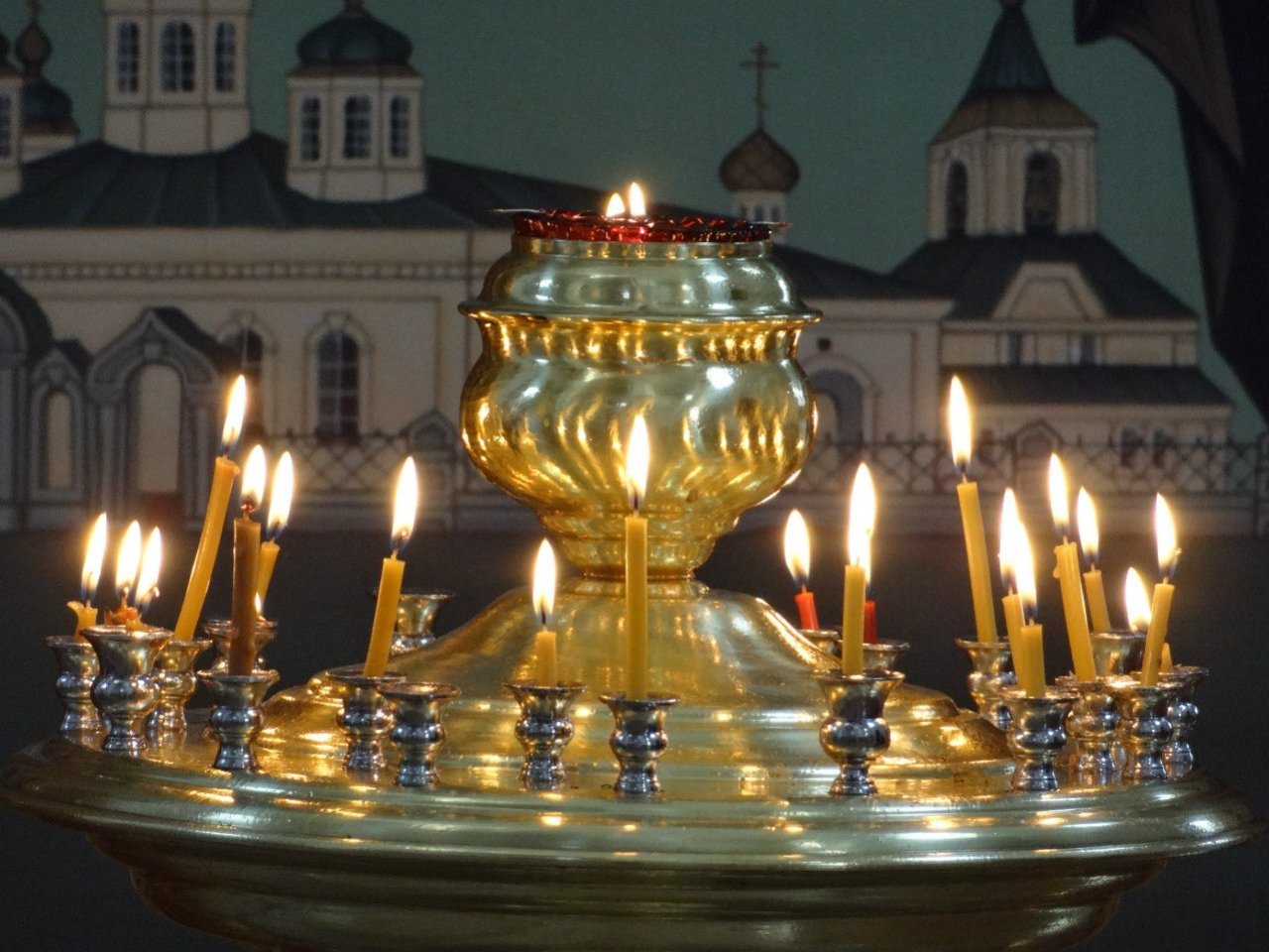 Церковный подсвечник