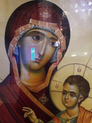 Florin_Sumalan 
Panagia Portaitissa (detail) - Dormition of the Theotokos Church, Deva 
2021-06-04 17:04:51