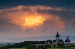Cristescu Florin 
Summer Storm 
42 
2021-06-06 09:46:27