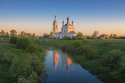 oleshko 
Летним утром 
2021-06-11 16:23:25