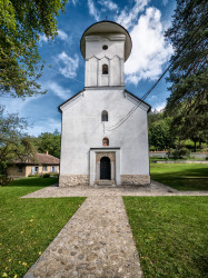 Lazo 
Манастир Пустинња, Србија/Pustinja Monastery, Serbia 
2021-06-27 18:13:48