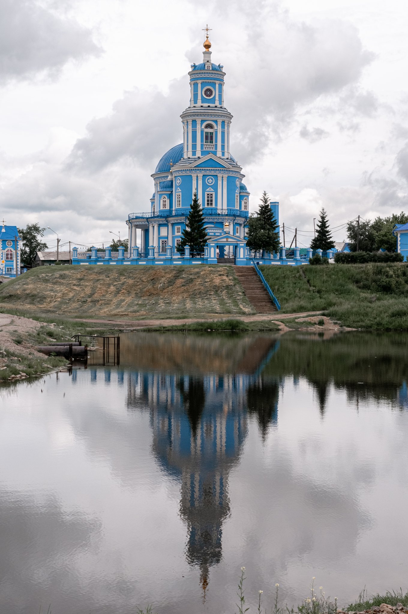Июнь.