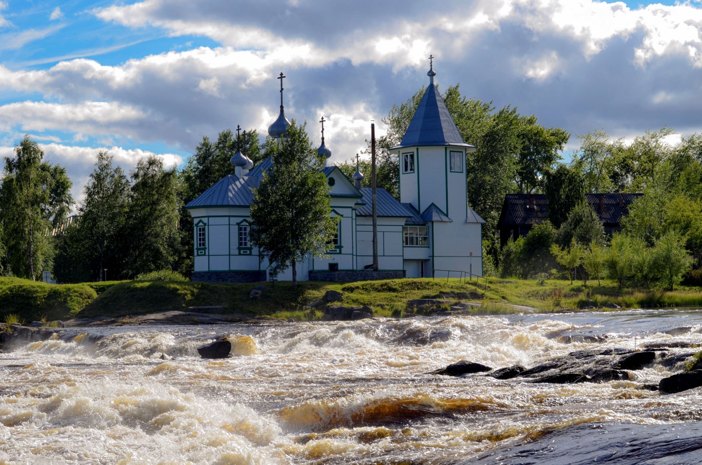На бурной реке