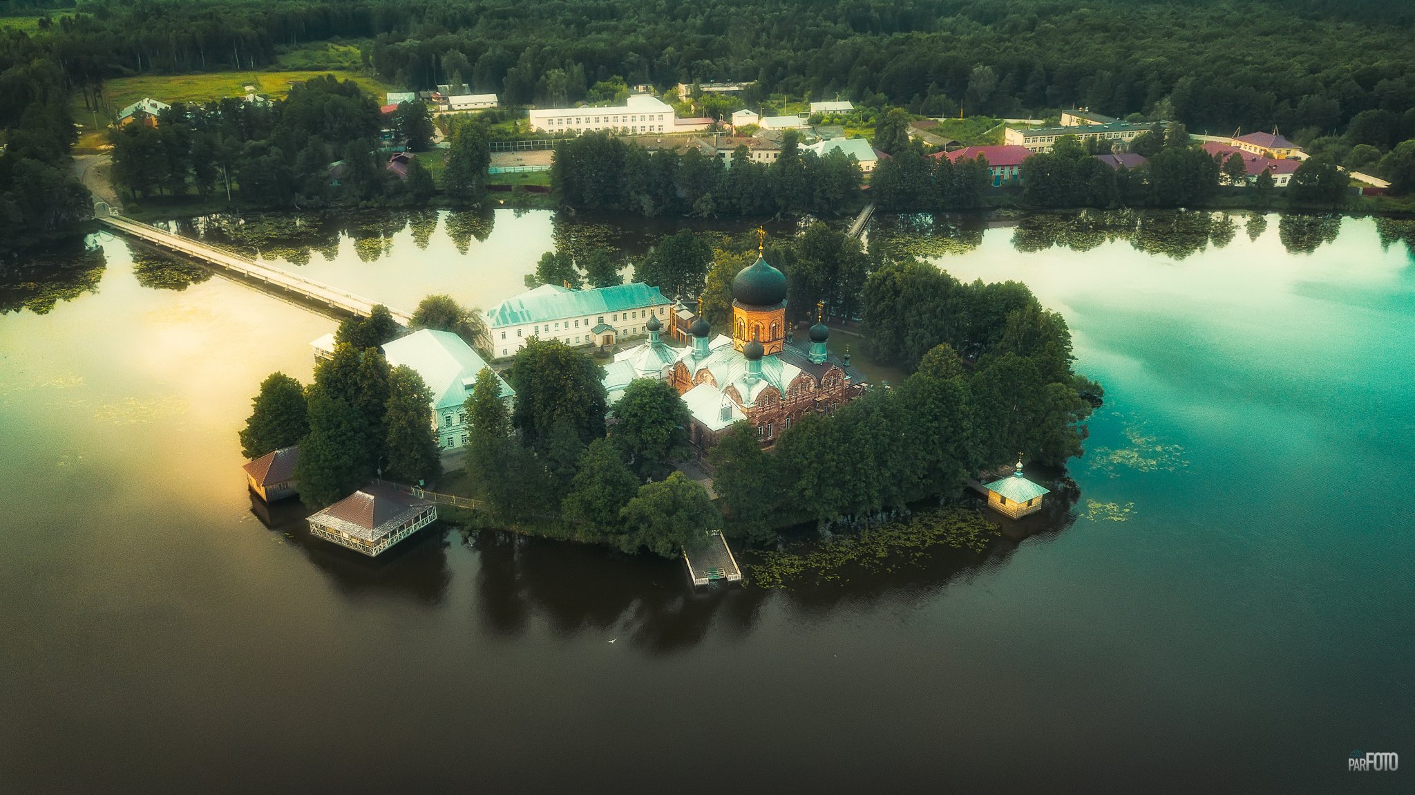Свято-Введенский Островной монастырь