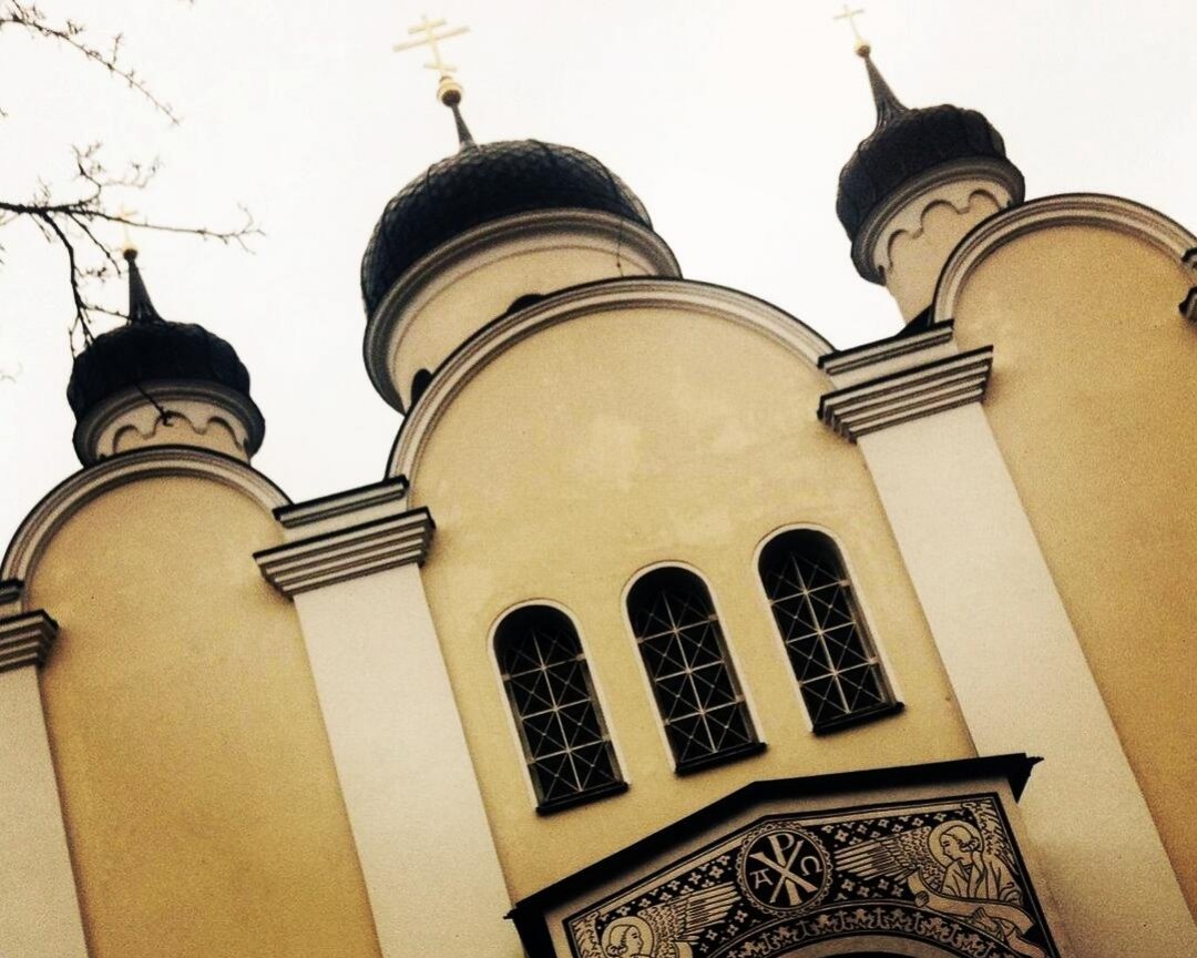 Храм