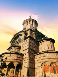 Mau 
"Sf. Treime" Cathedral, Baia Mare 
2021-07-01 20:59:52