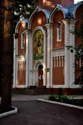 etovse 
Лучи солнца на храме 
2021-07-01 21:18:01