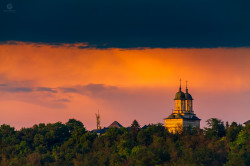 gabrielmarian 
Cetatuia 
27 
2021-07-02 01:49:27