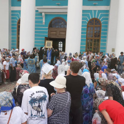 komr 
Крестный ход с иконой «Знамение» 
2021-07-02 14:26:05