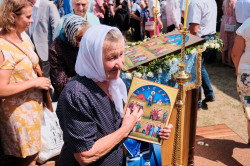 waldemar 
Świąteczna radość 
2021-07-06 23:31:47