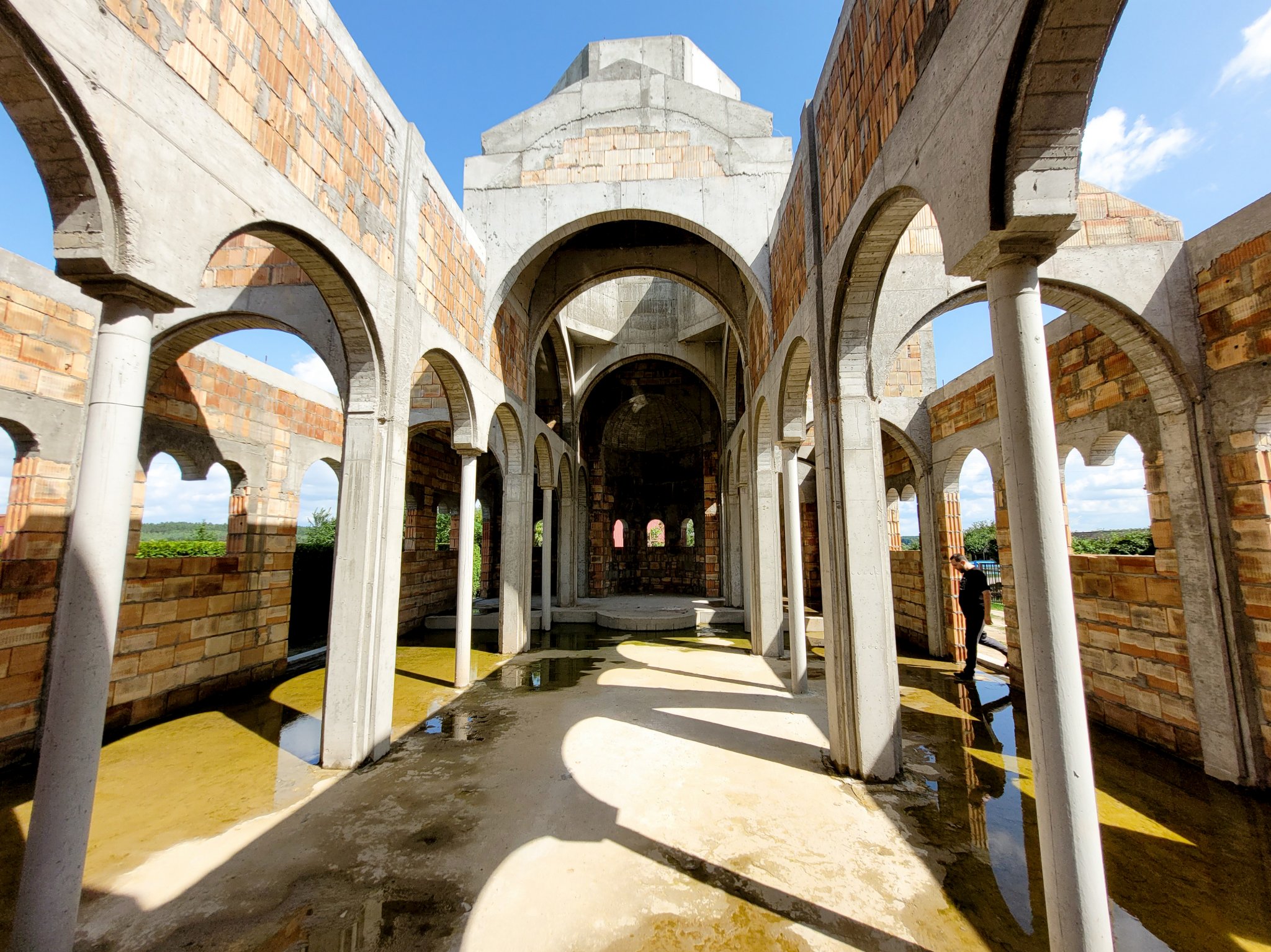 The new church of Zaleszany Convent in costraction