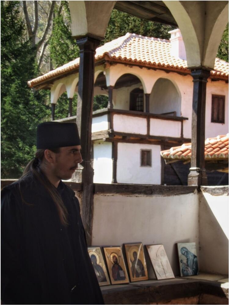 Monah, Poganovski manastir