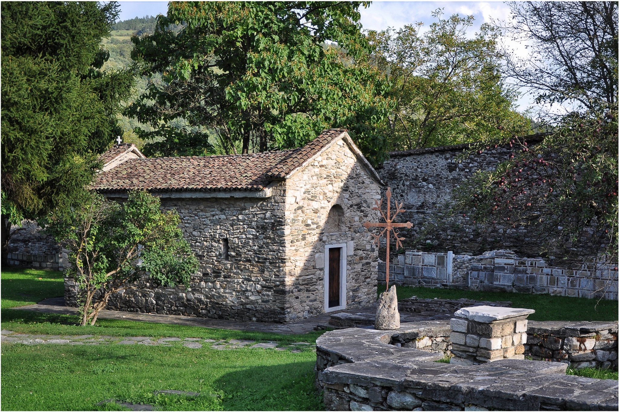 Crkva cv. Nikole. Manastir Studenica (2).
