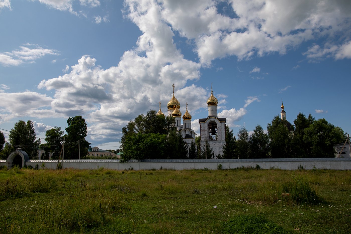Никольский монастырь