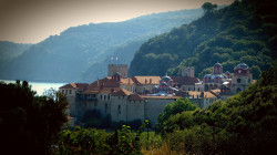 Slobodan. 
Manastir Esfigmen na Svetoj Gori 
2021-08-13 17:15:57
