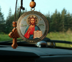 Skavin 
Kyrie eleison 
2021-08-14 02:59:34