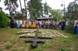 jarek11 
Pilgrims at Grabarka 2021 
2021-08-25 11:05:06