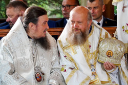 jarek 
The Divine Liturgy in Grabarka Convent    
2021-08-30 19:51:15