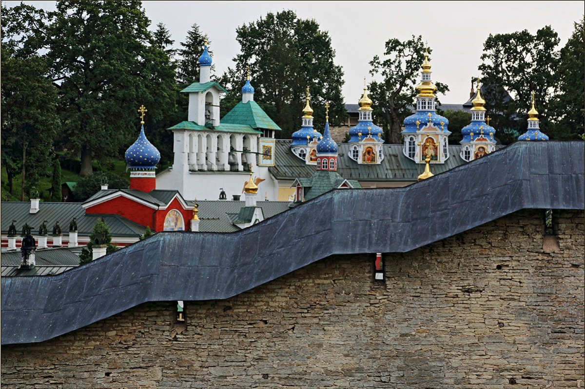 Псковско-Печерский монастырь