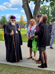 jarek11 
Metropolitan Sawa with youth. The small talk 
2021-09-20 22:14:05