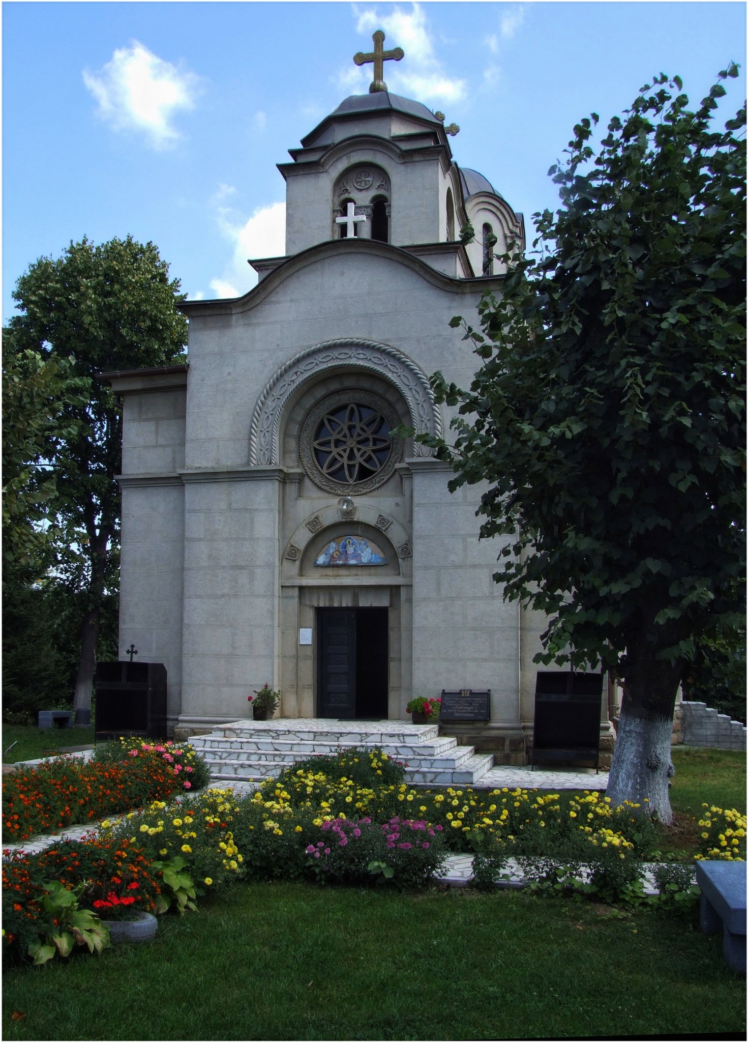 Црква Успења Пресвете Богородице, Бласе.