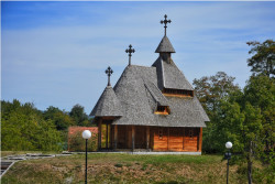 Slobodan. 
Црква Светих цара Константина и царице Јелене, Витаси. 
2021-10-18 09:02:54