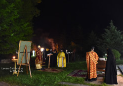 levangabechava 
Пасхальная литургия во время пандемии под открытым небом. Мартвили. Грузия. 
2021-10-22 12:48:56