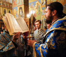 jarek11 
Reading the Bible 
2021-10-24 12:08:22