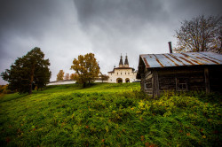 scaramushe 
Ферапонтовский монастырь 
2021-11-04 19:07:47