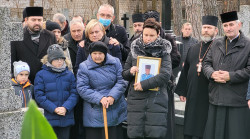 jarek11 
Protodeacon Anatol Daniluk funeral 
2021-11-24 19:30:09