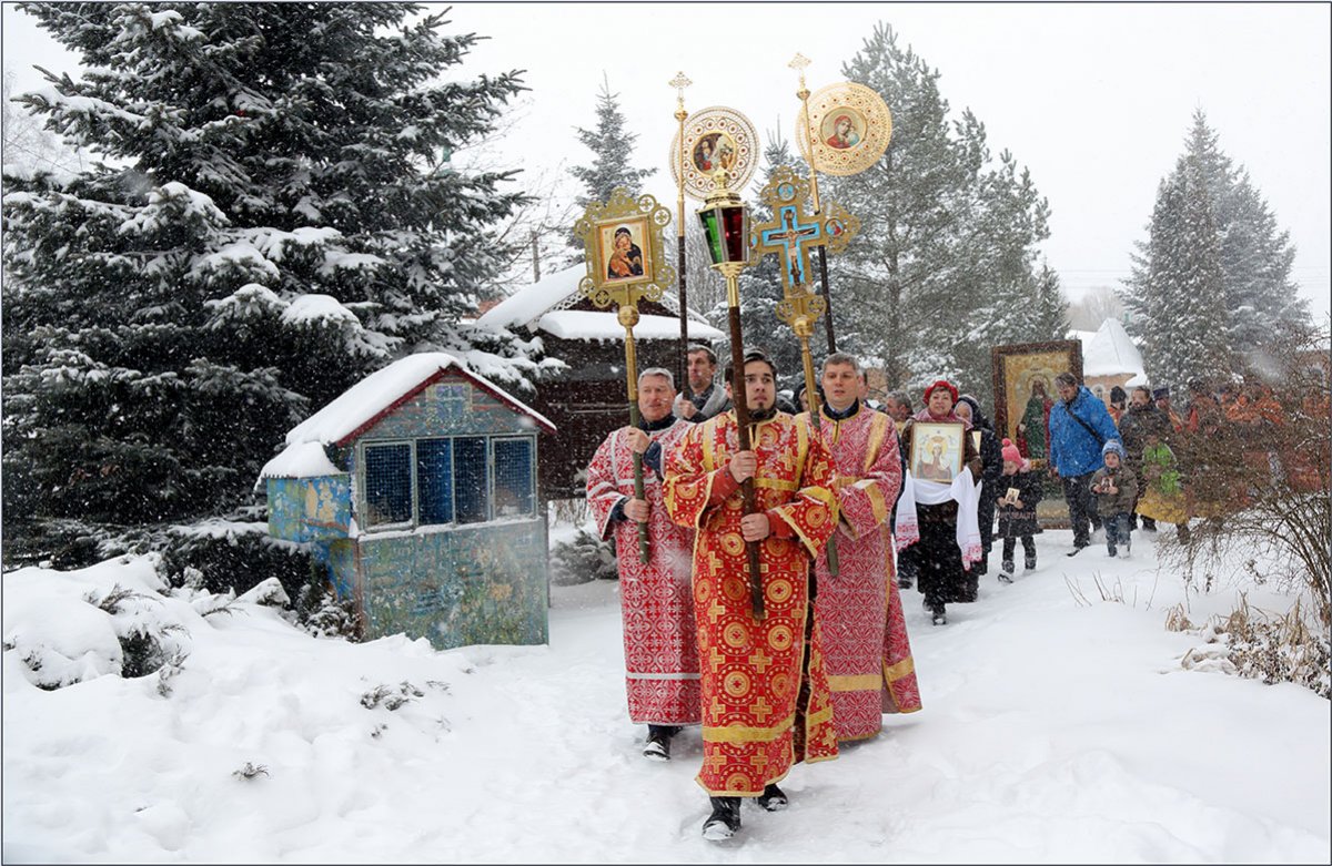 Крестный ход на св. вмчц. Екатерину