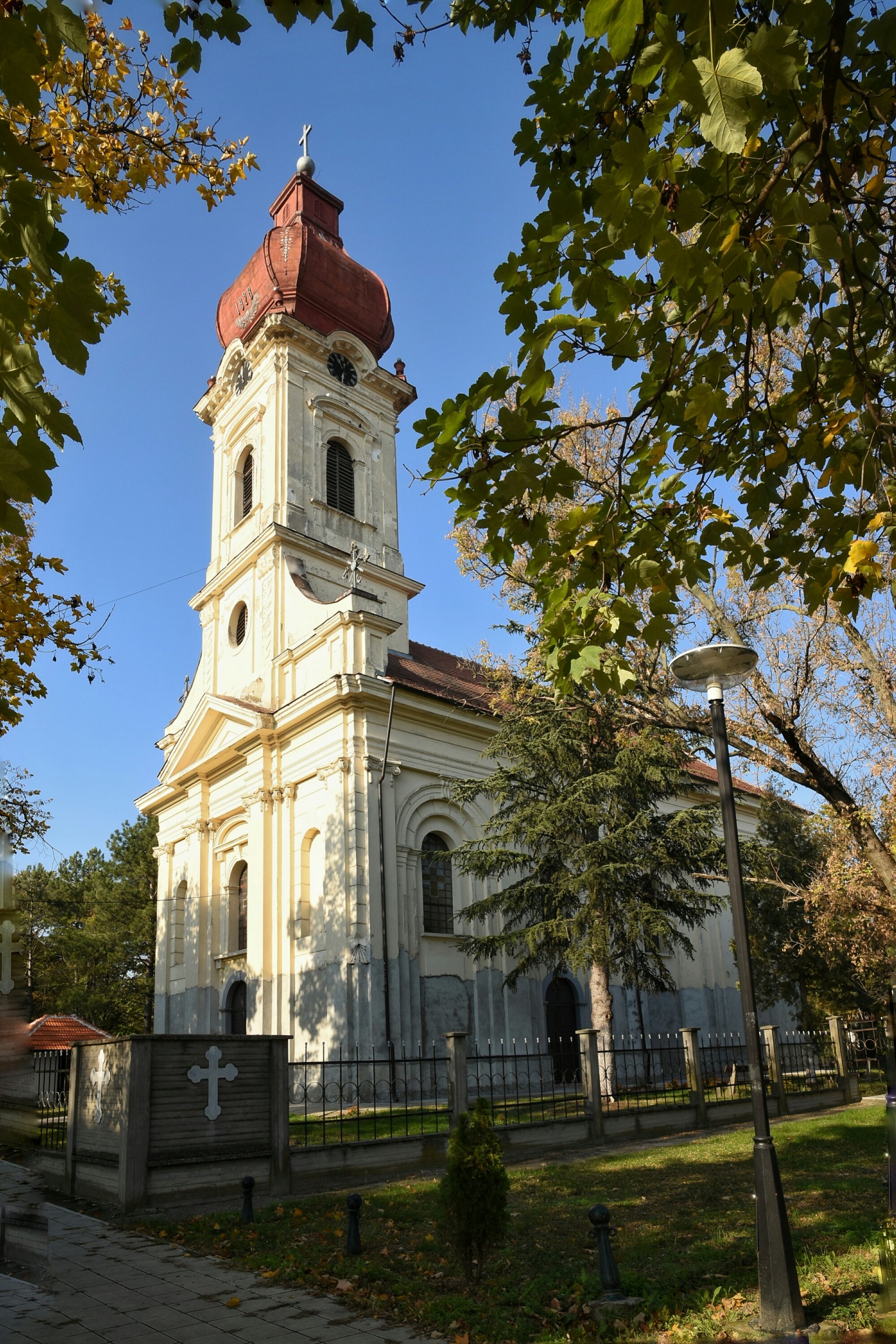 Црква Преноса Моштију Светог Николаја у Опову