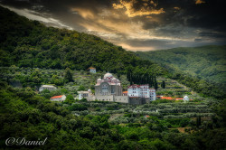 Danko 
Athos 
27 
2021-12-05 15:24:40