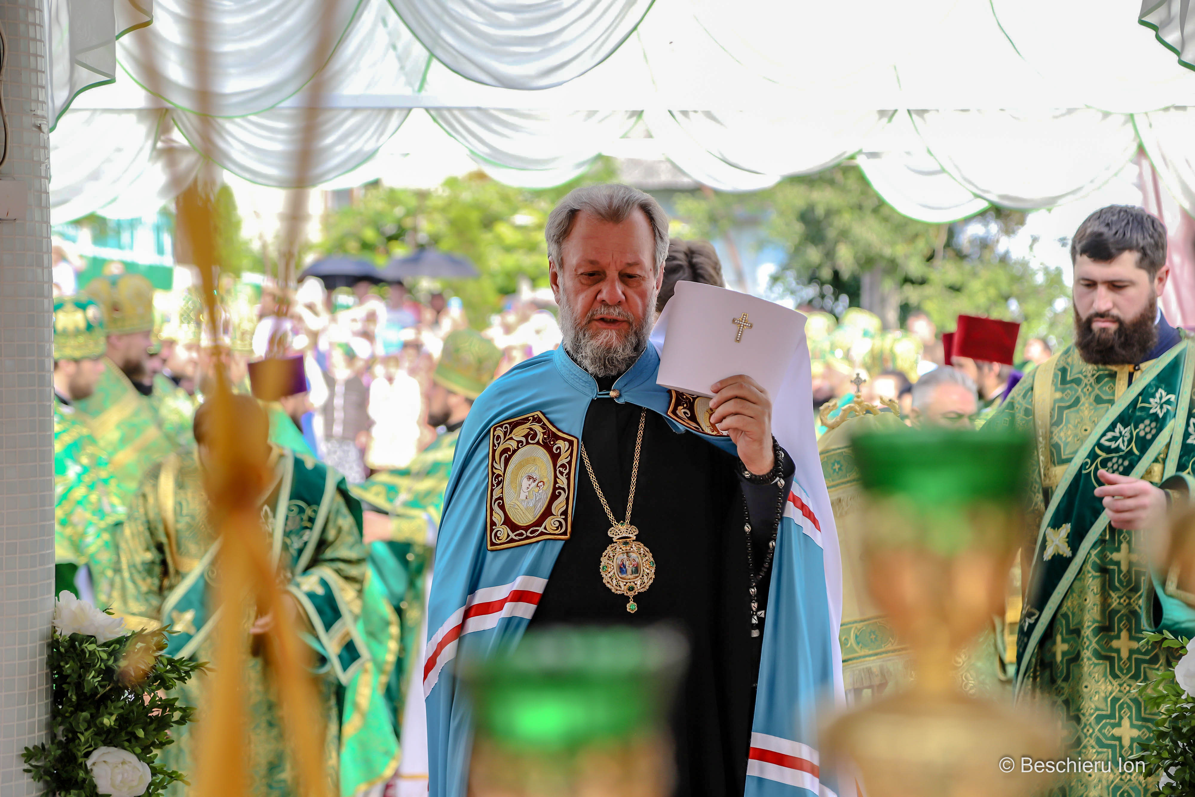 Liturghie praznicală la Mănăstirea Cușelăuca