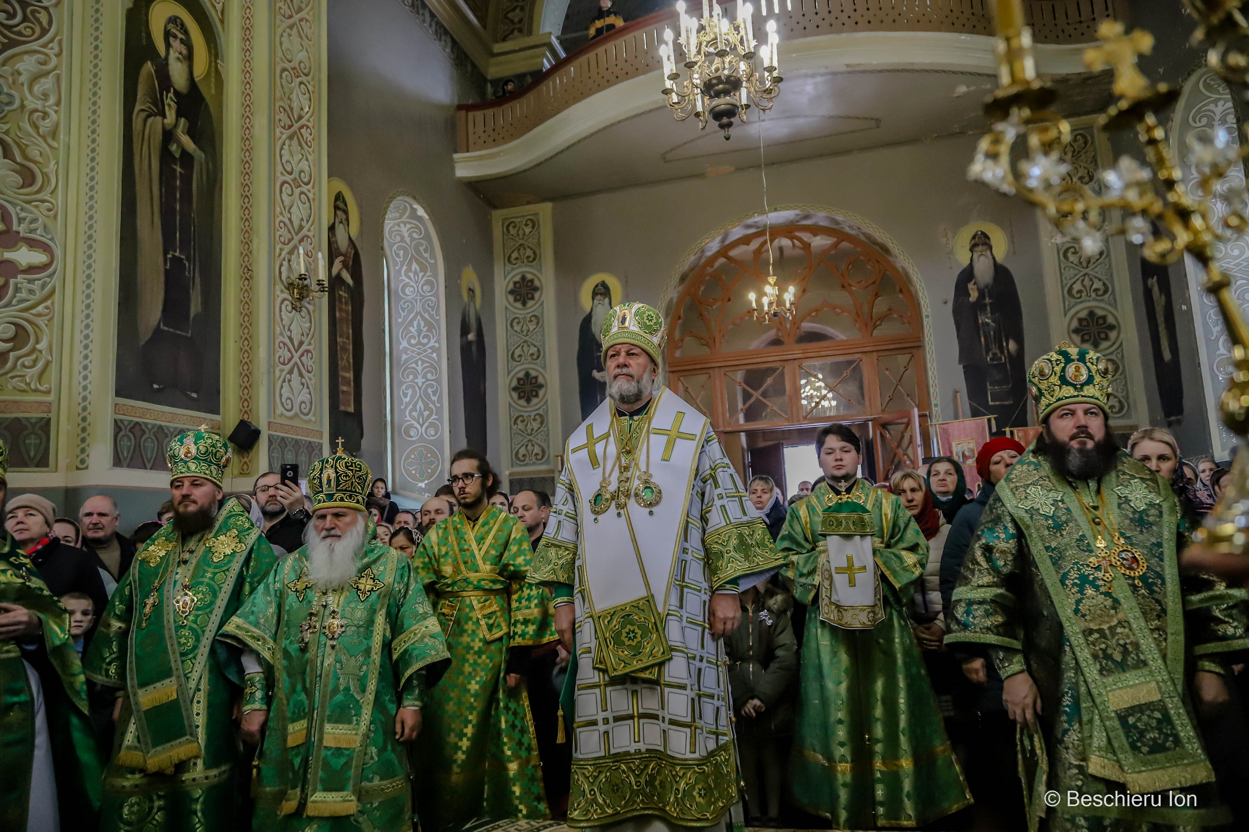 Ierarhi ai Bisericii Ortodoxe din Moldova