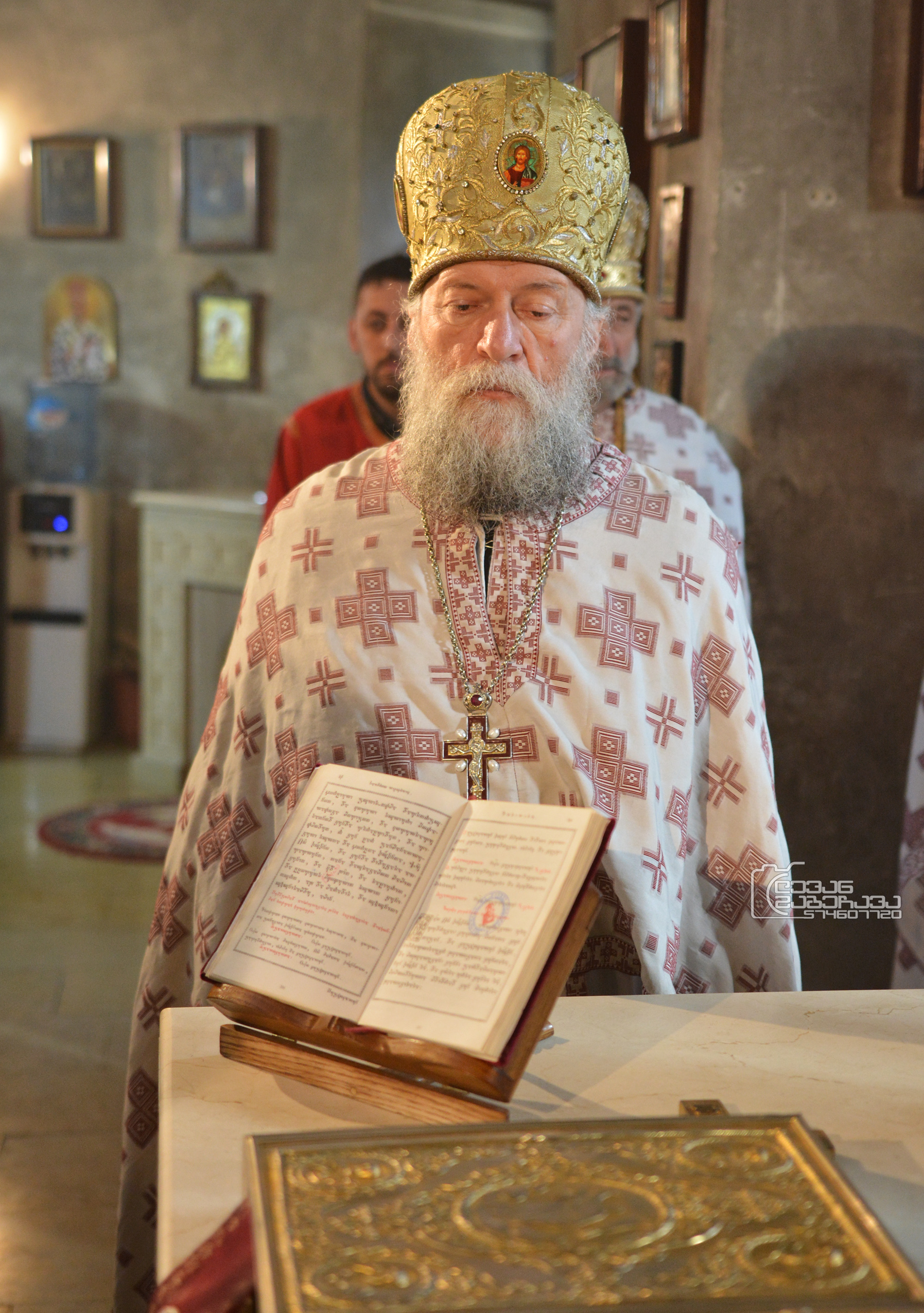 მამა მალხაზი