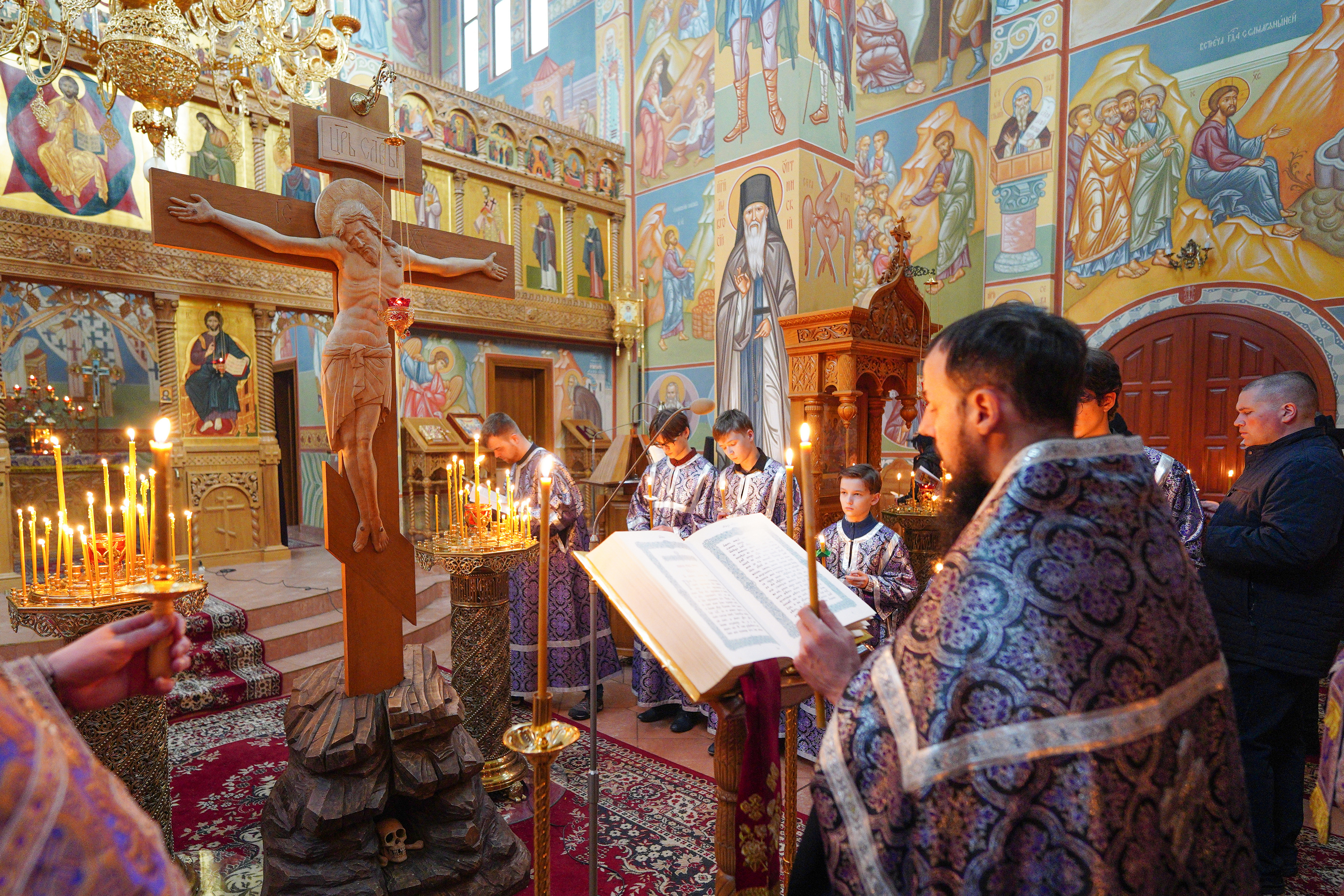 The reading of Twelve Gospels in Zwierki Convent