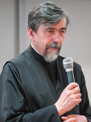 jarek11 
Fr. Mirosław Filimoniuk 
2022-04-08 21:59:27