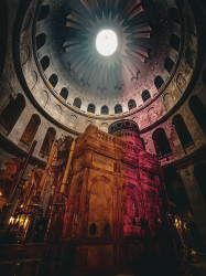 ArtemiJ 
Church of the Holy Sepulchre 
2022-04-15 22:04:27