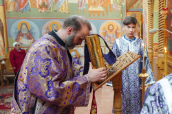 jarek11 
The vespers with taking out of the Epitaphios in Zwierki Convent 
2022-04-24 19:46:13