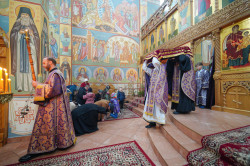 jarek11 
The vespers with taking out of the Epitaphios in Zwierki Convent 
2022-04-24 19:46:42