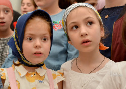 levangabechava 
ბავშვები წირვაზე.  
2022-04-27 10:13:44