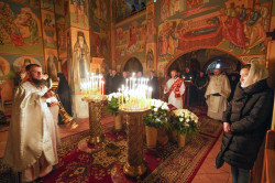 jarek11 
Paschal service in Zwierki Convent 
2022-04-30 19:18:51